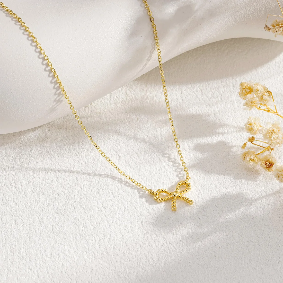 Yoosteel Dot bow necklace, Gold, view 4
